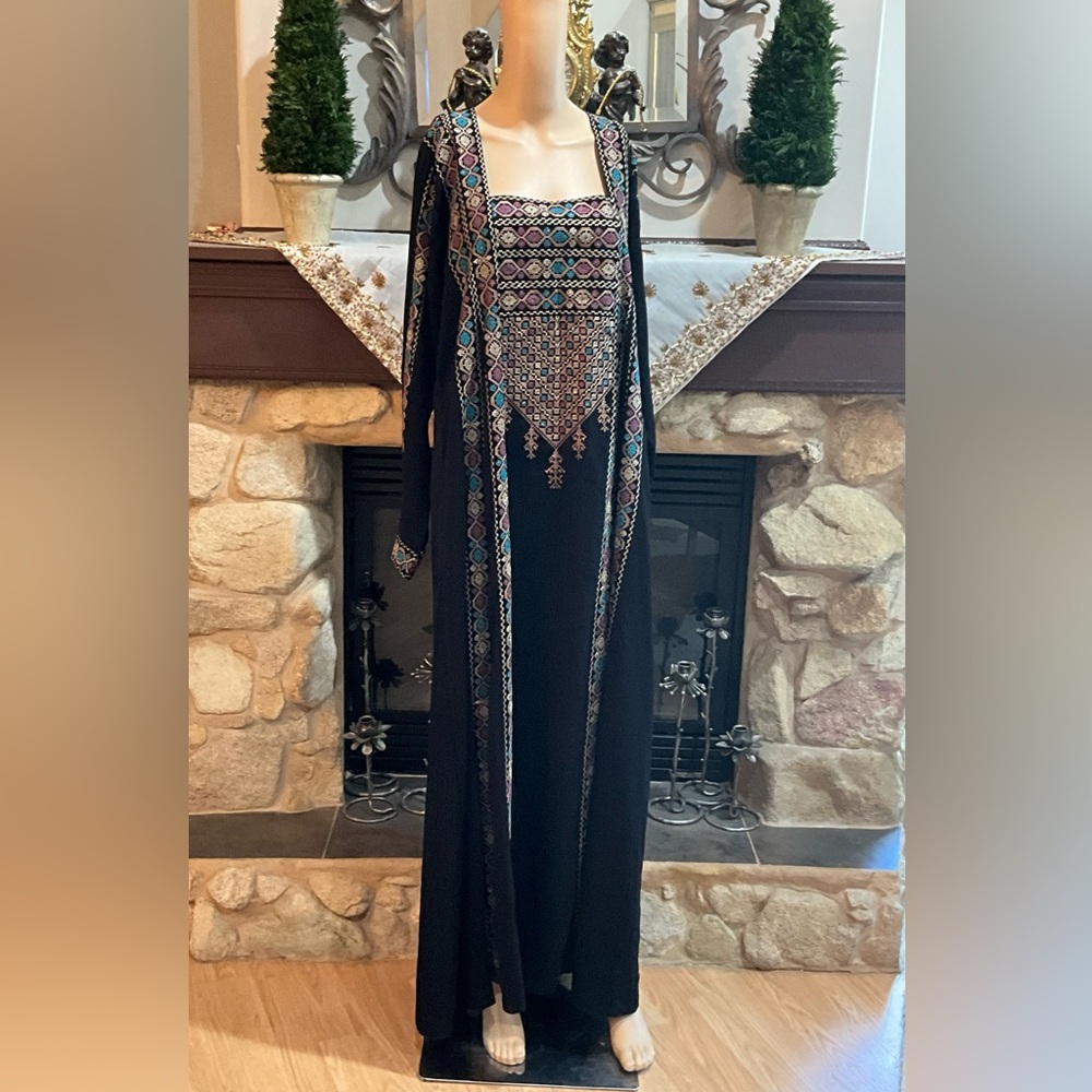 Athwab Embroidery Abaya